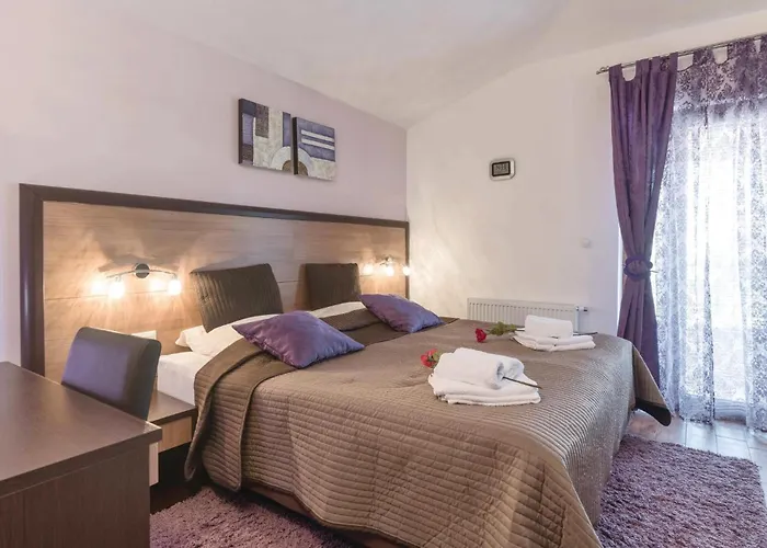 Pet Friendly Home In Betiga